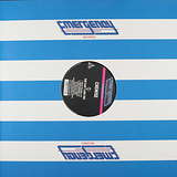 Chemise: She Can't Love You