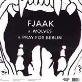 Fjaak: Wolves
